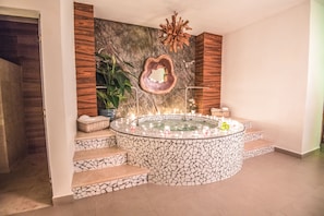 Couples treatment room(s), body treatments, hot stone massages