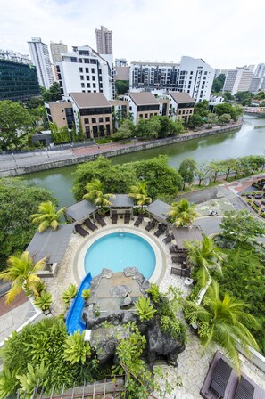 Piscina externa