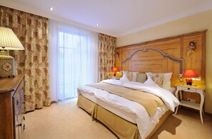 Minibar, coffres-forts dans les chambres, décoration personnalisée