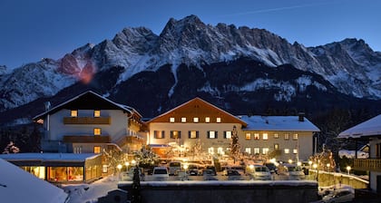 Romantik Alpenhotel Waxenstein