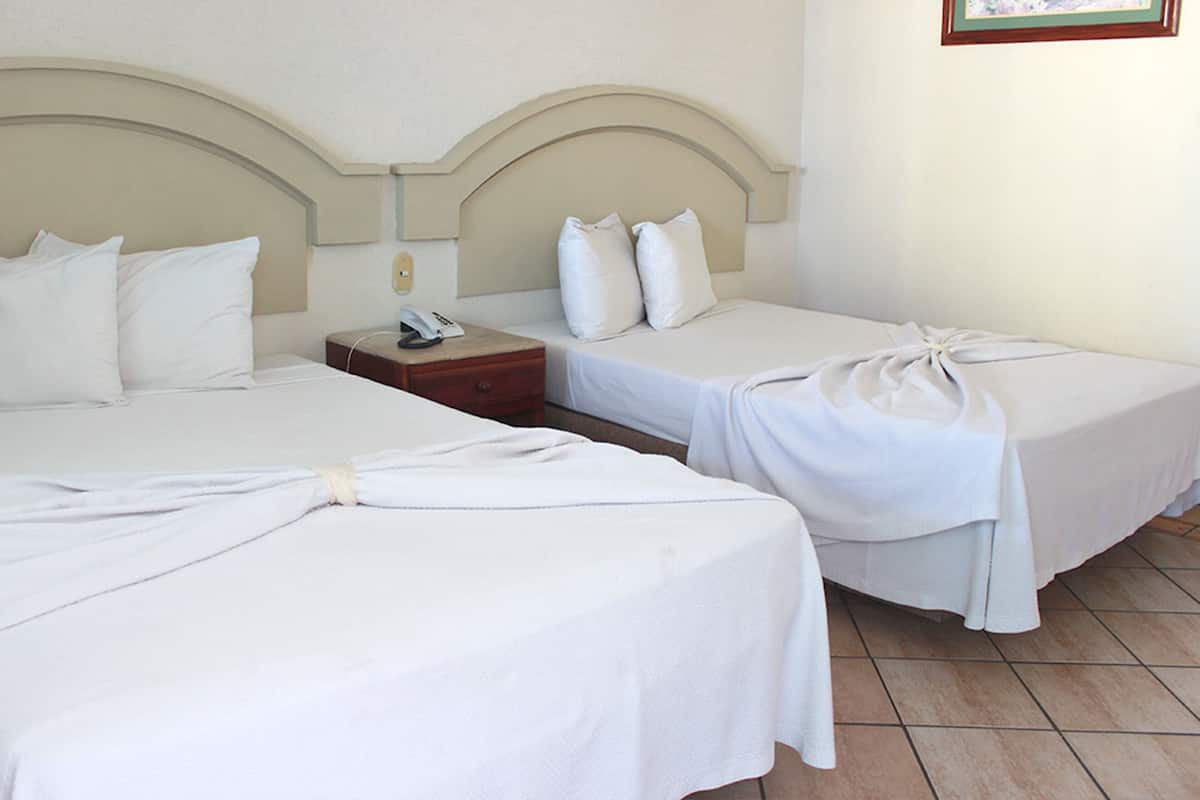 Iron/ironing board, free wired Internet, bed sheets