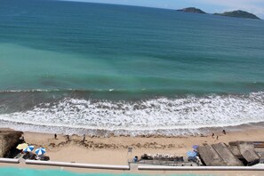 Beach - Hotel Playa Marina (Mazatlán)