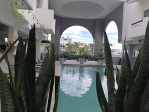 Ngoại thất