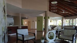 Reception - Hotel Costa Larimar (Barahona)