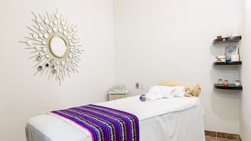 Couples treatment rooms, massages