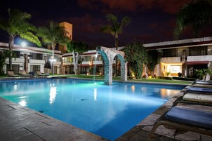 Outdoor pool, open 8:00 AM to 8:00 PM, sun loungers