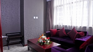 Unclassified image, 5 of 19, button - Garden City (Chengdu)