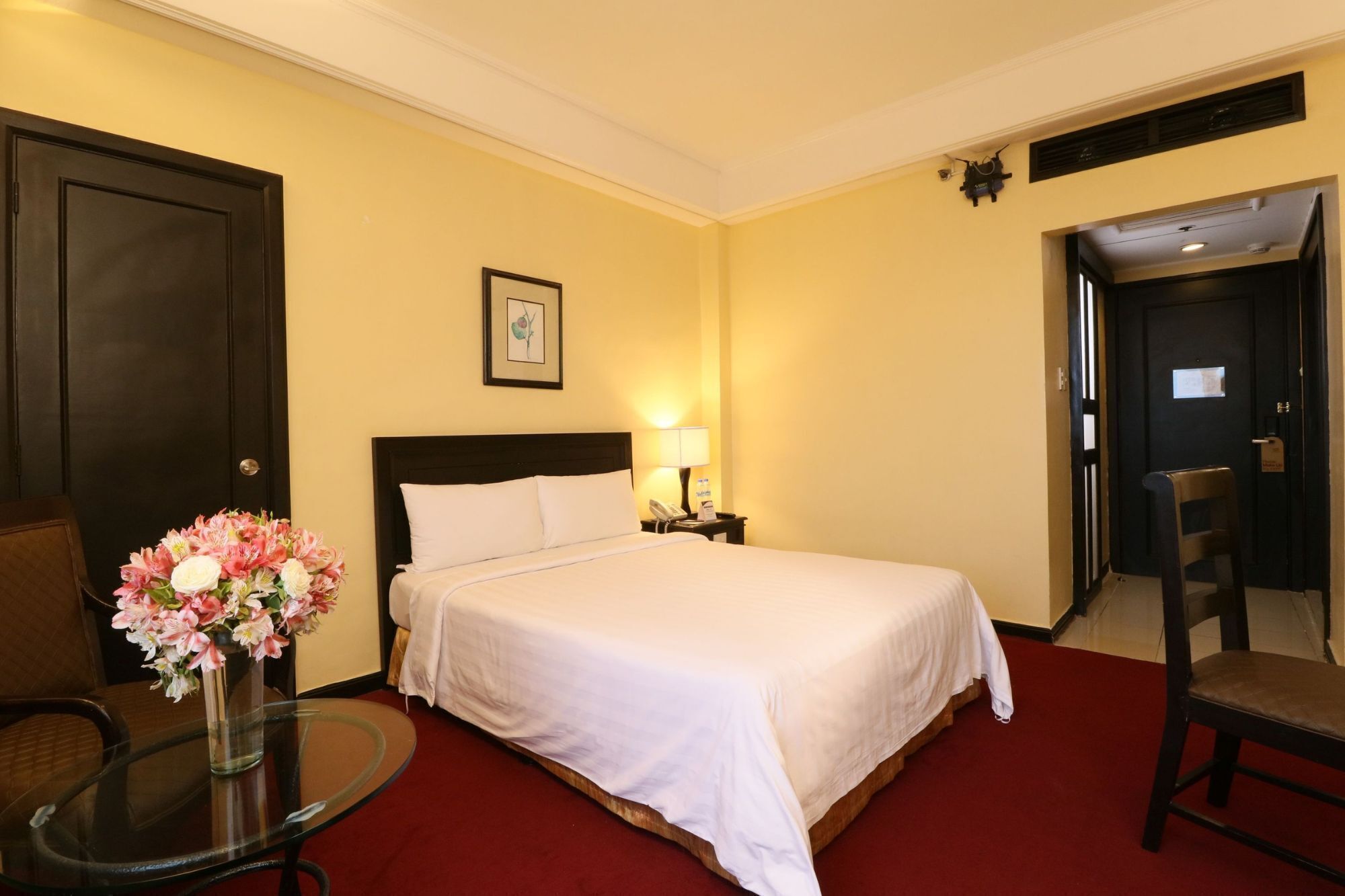 In-room safe, desk, blackout drapes, WiFi (surcharge)