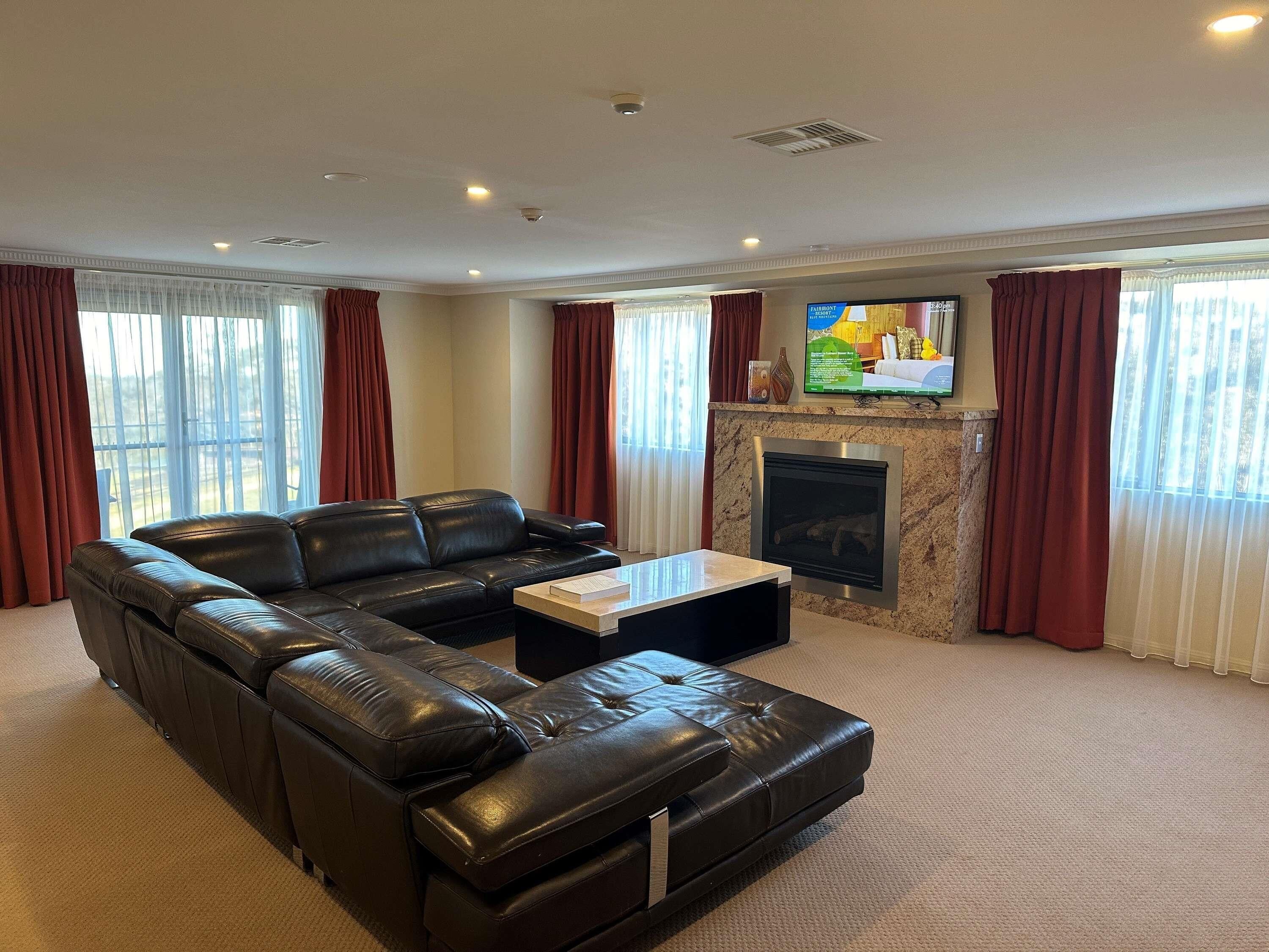 Minibar, in-room safe, desk, blackout curtains