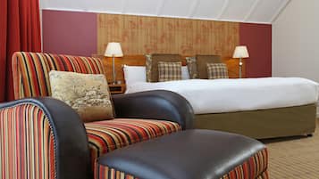 Minibar, in-room safe, desk, blackout curtains