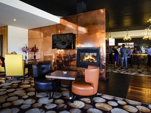 3 restaurants; breakfast, lunch and dinner served  - Fairmont Resort Blue Mountains MGallery Collection (Leura)