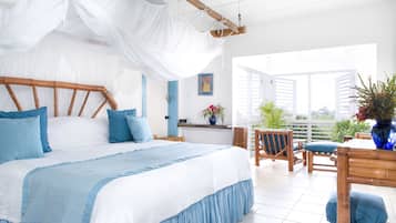 In-room safe, free WiFi, bed sheets