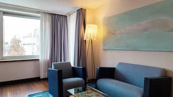 Roupas de cama antialérgicas, edredons de pluma, frigobar