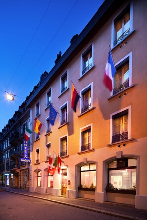 Front of property – evening/night