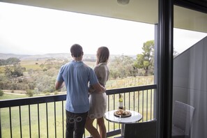 Room, 1 King Bed | Terrace/patio