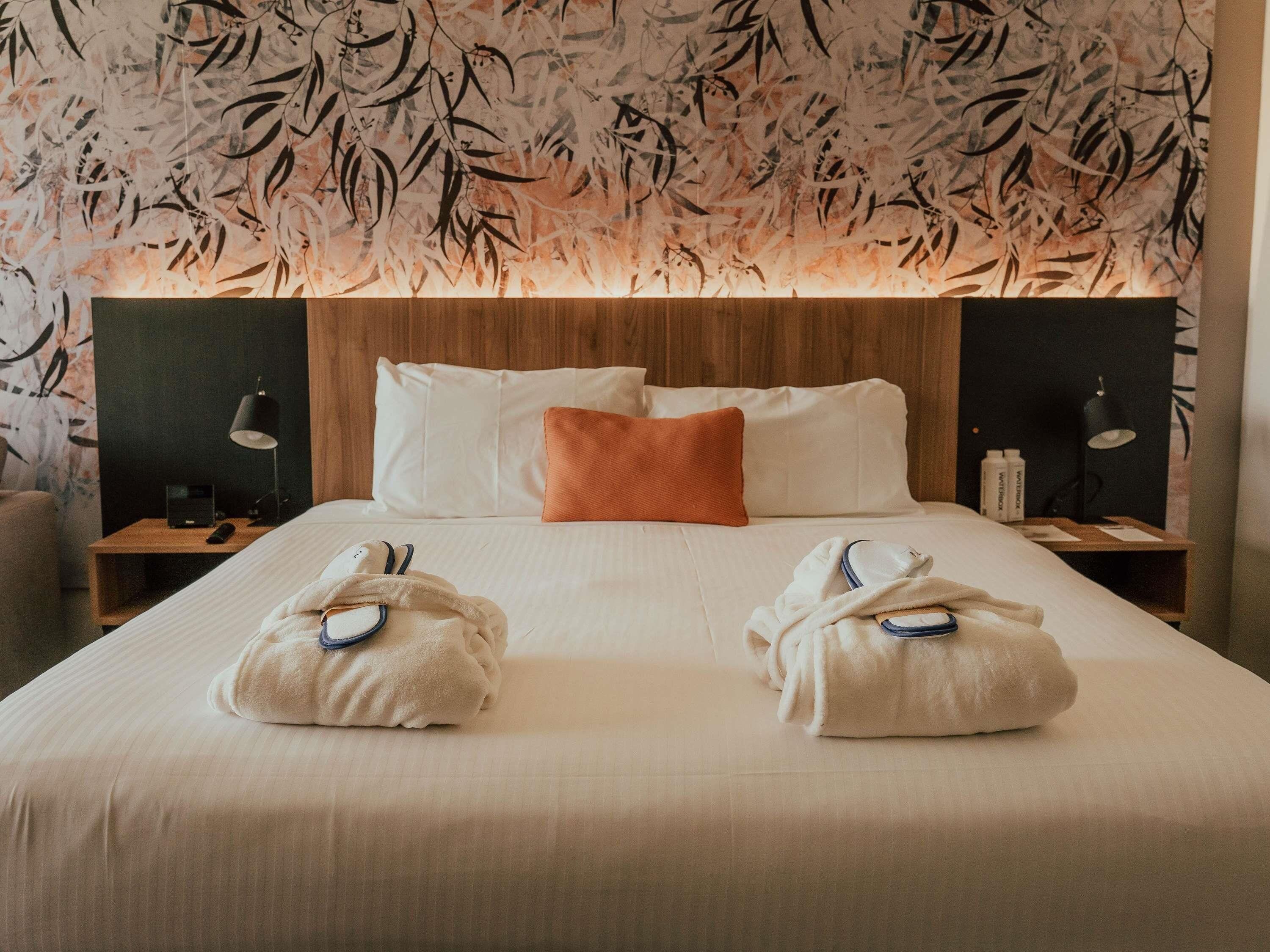 Coffres-forts dans les chambres, bureau