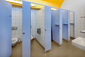 淋浴設備、毛巾