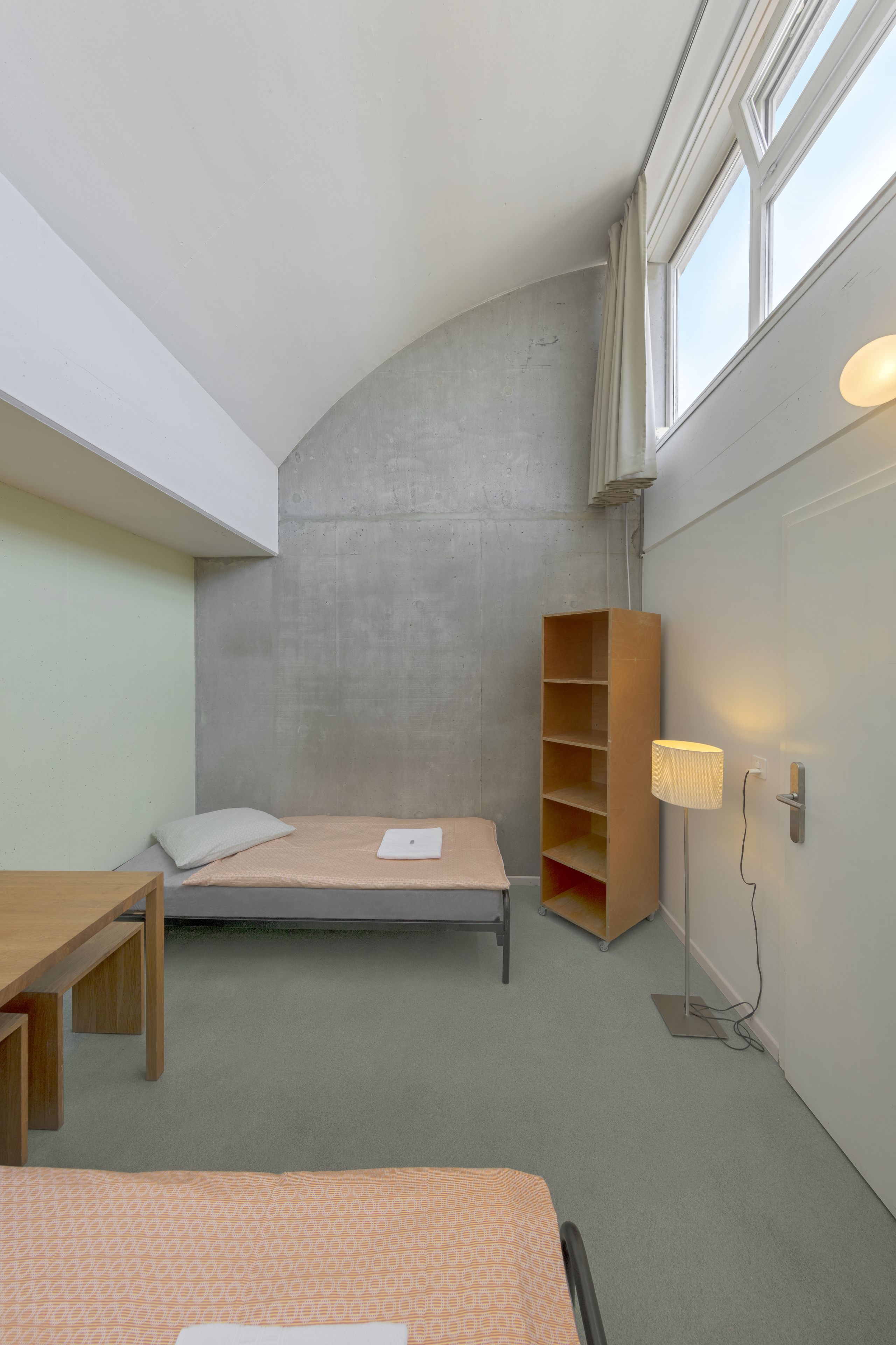 Photo - Lausanne Youth Hostel Jeunotel