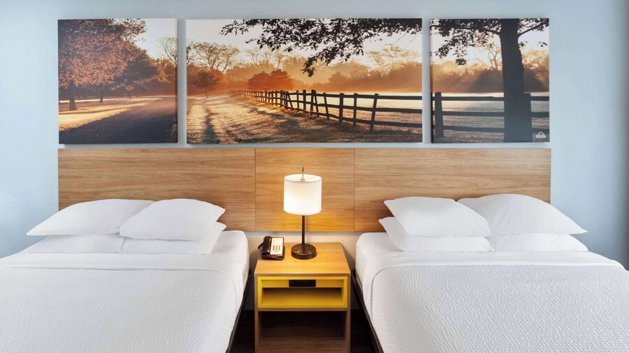 Days Inn & Suites by Wyndham Siler City