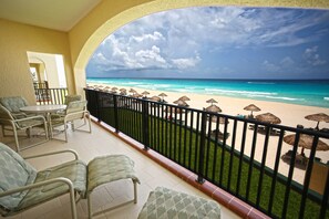 Beach/ocean view