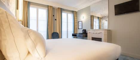Minibar, in-room safe, individually furnished, desk