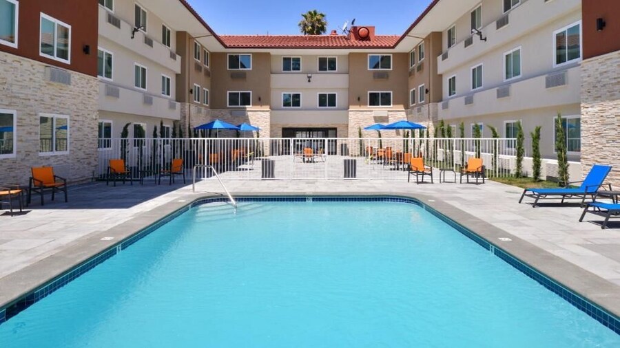 Holiday Inn Express Santa Rosa North by IHG