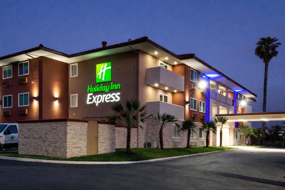 Holiday Inn Express Santa Rosa North by IHG