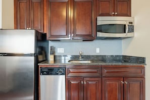 Fridge, microwave