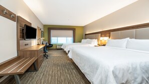 Huone, esteetön (2 King Bed, Mobility Tub) | Tallelokero huoneessa, työpöytä