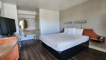 Desk, blackout curtains, free WiFi, bed sheets