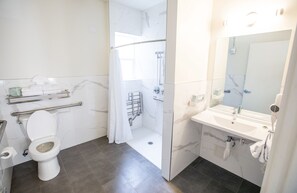 Family Suite (ADA Accessible) | Bathroom