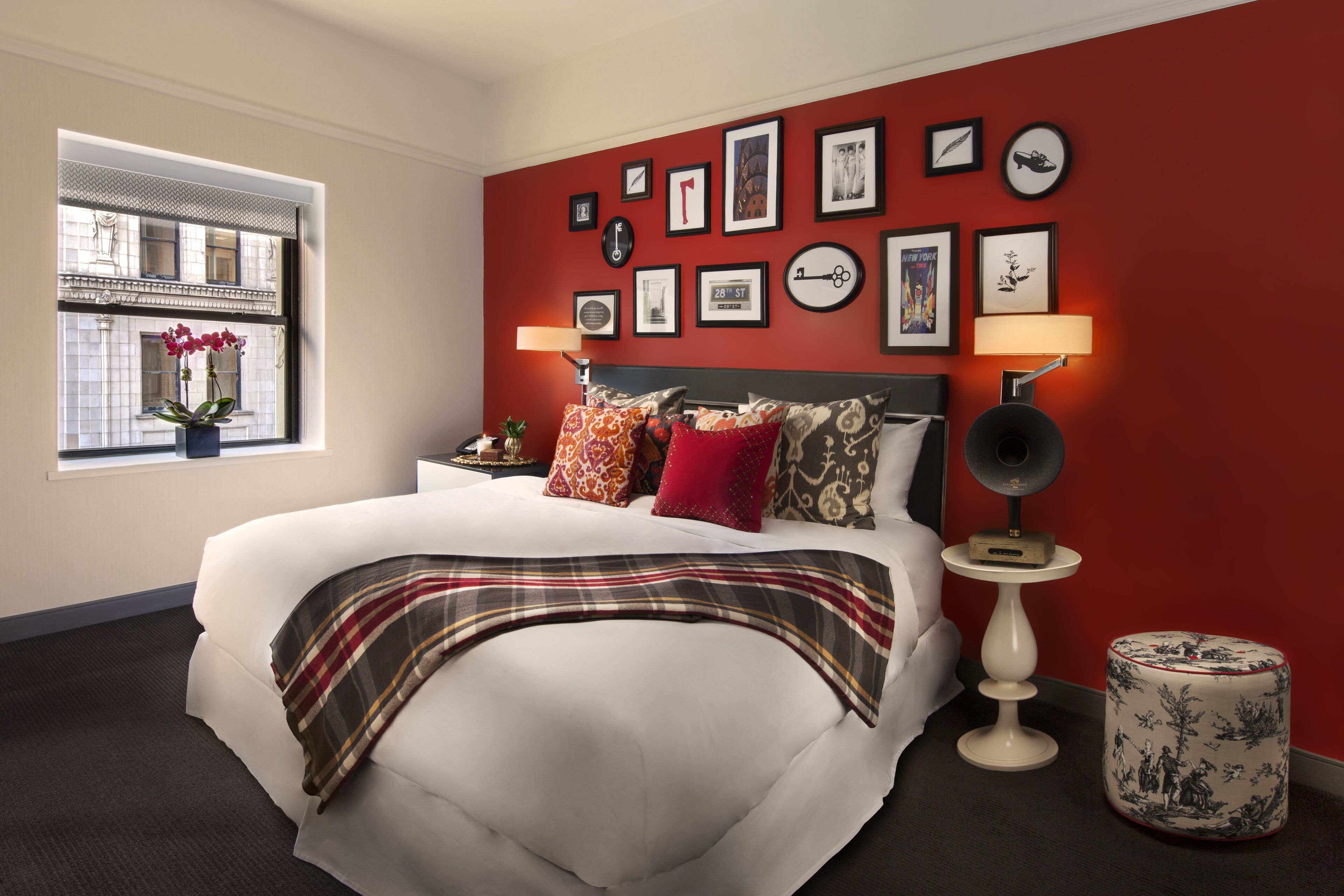 埃及棉床单、高档床上用品、加厚床垫、客房内保险箱