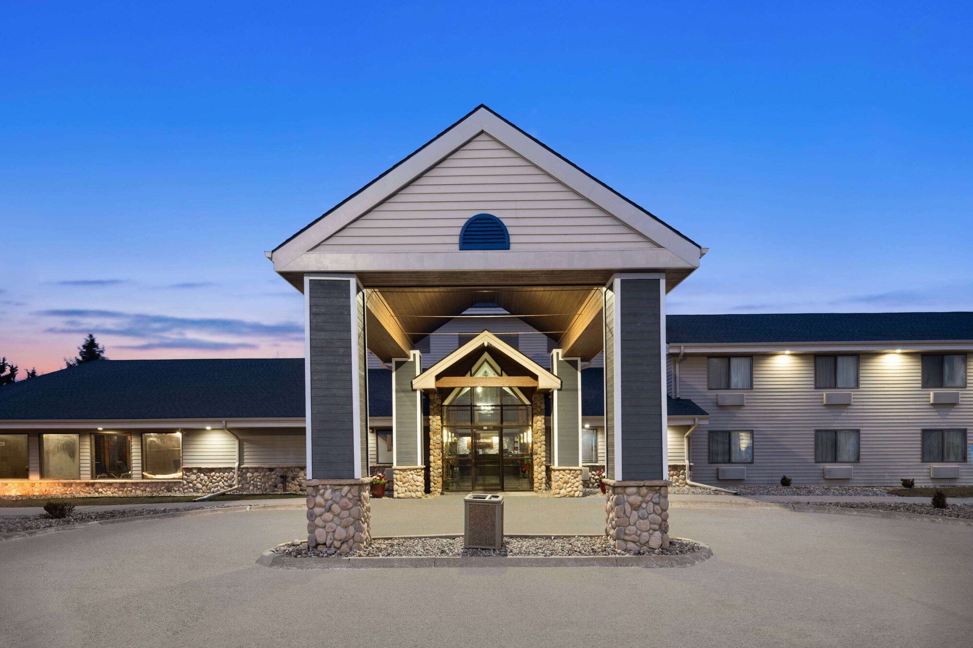 2 Star Hotels