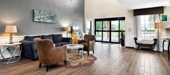 Quality Inn Decatur River City