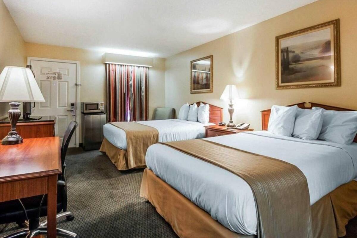 Desk, iron/ironing board, free WiFi, bed sheets