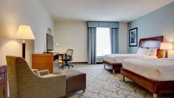 Desk, laptop workspace, blackout curtains, free cots/infant beds