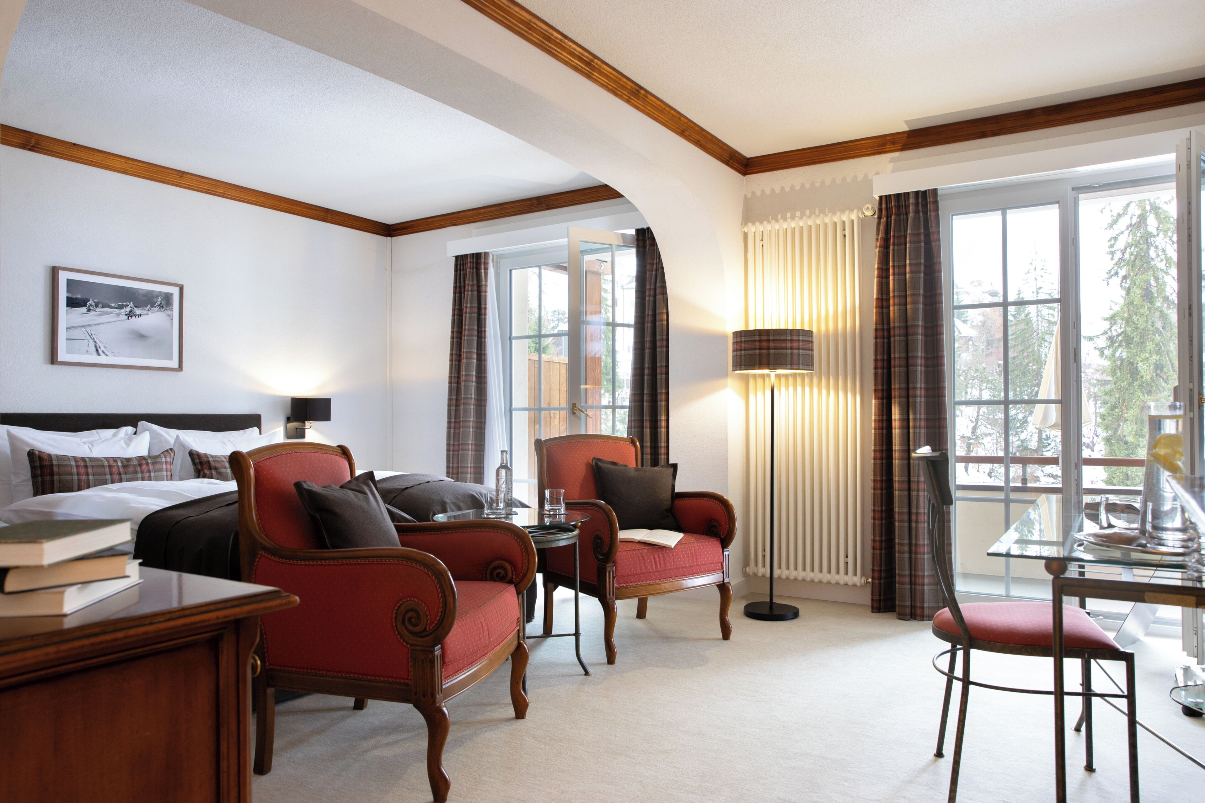 Hypo-allergenic bedding, free minibar, in-room safe, desk