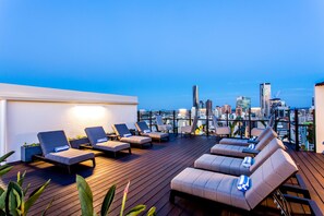 Outdoor pool, sun loungers