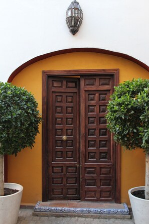 Entrée de l’hébergement