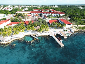 Front of property - Cozumel Hotel & Resort (Cozumel)