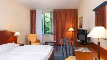 Comfort enkelrum | 1 sovrum, allergitestade sÀngklÀder, skrivbord och mörklÀggningsgardiner