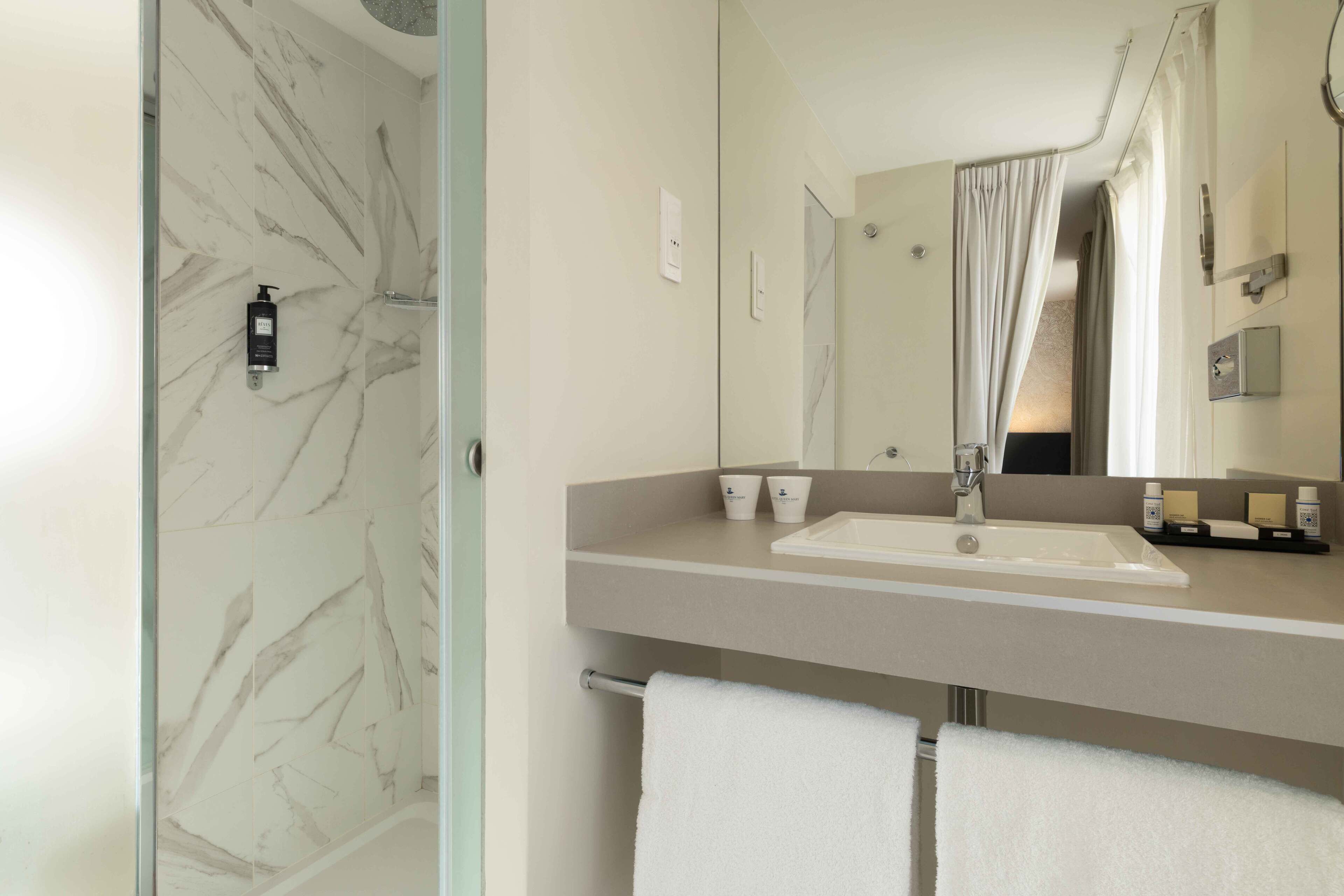 Photo - Queen Mary Opera