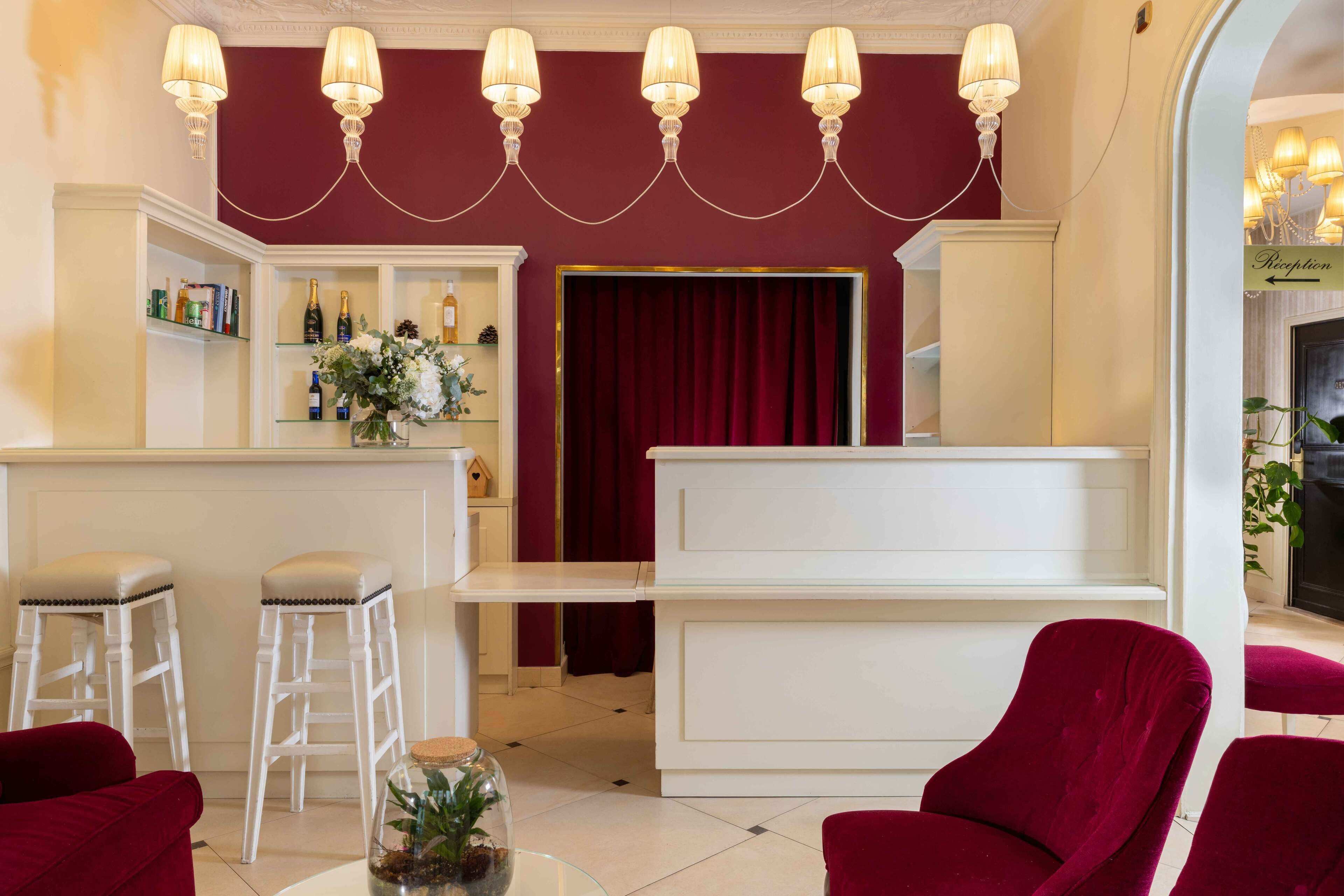 Photo - Queen Mary Opera