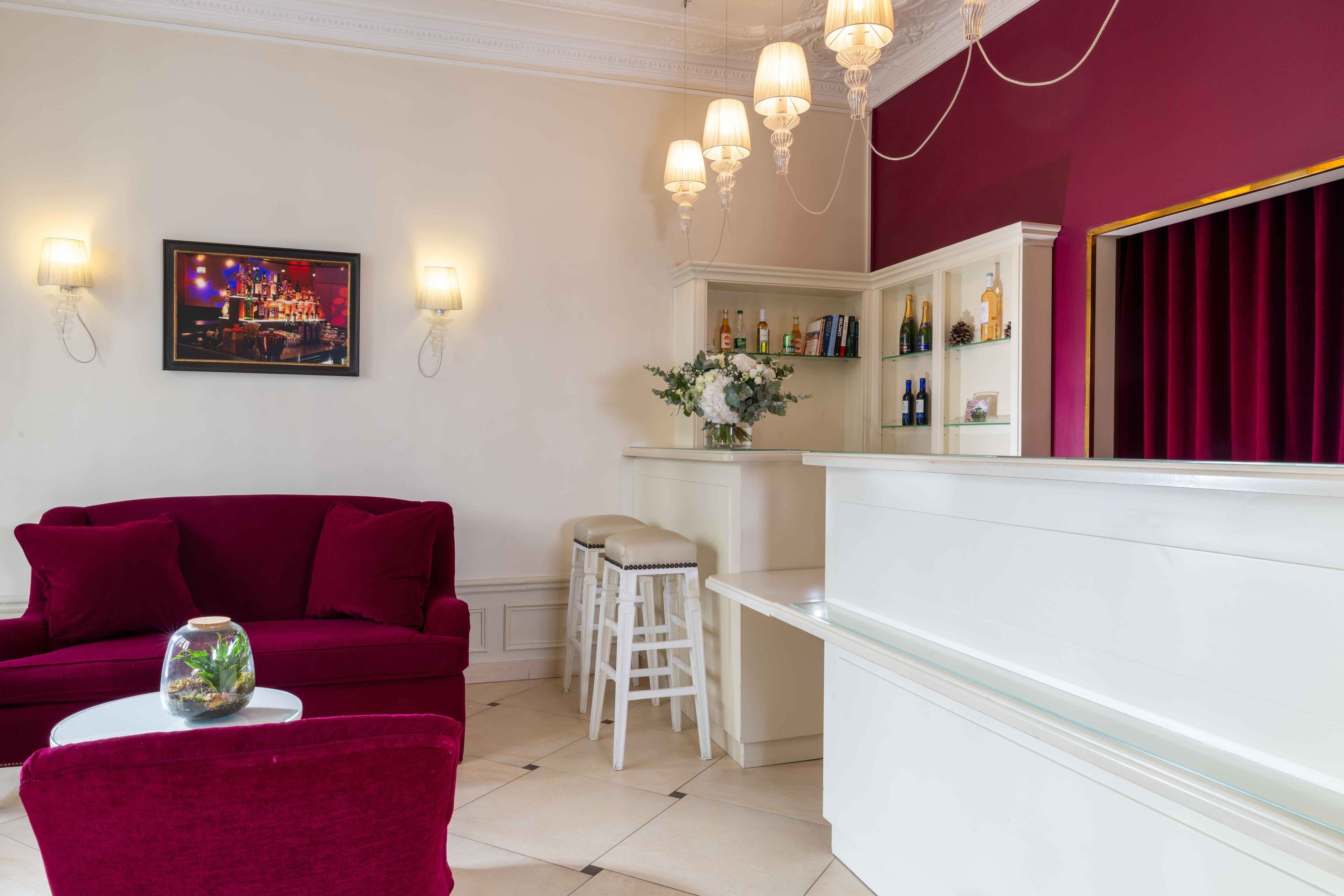 Photo - Queen Mary Opera