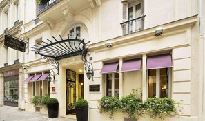 Entrada de la propiedad