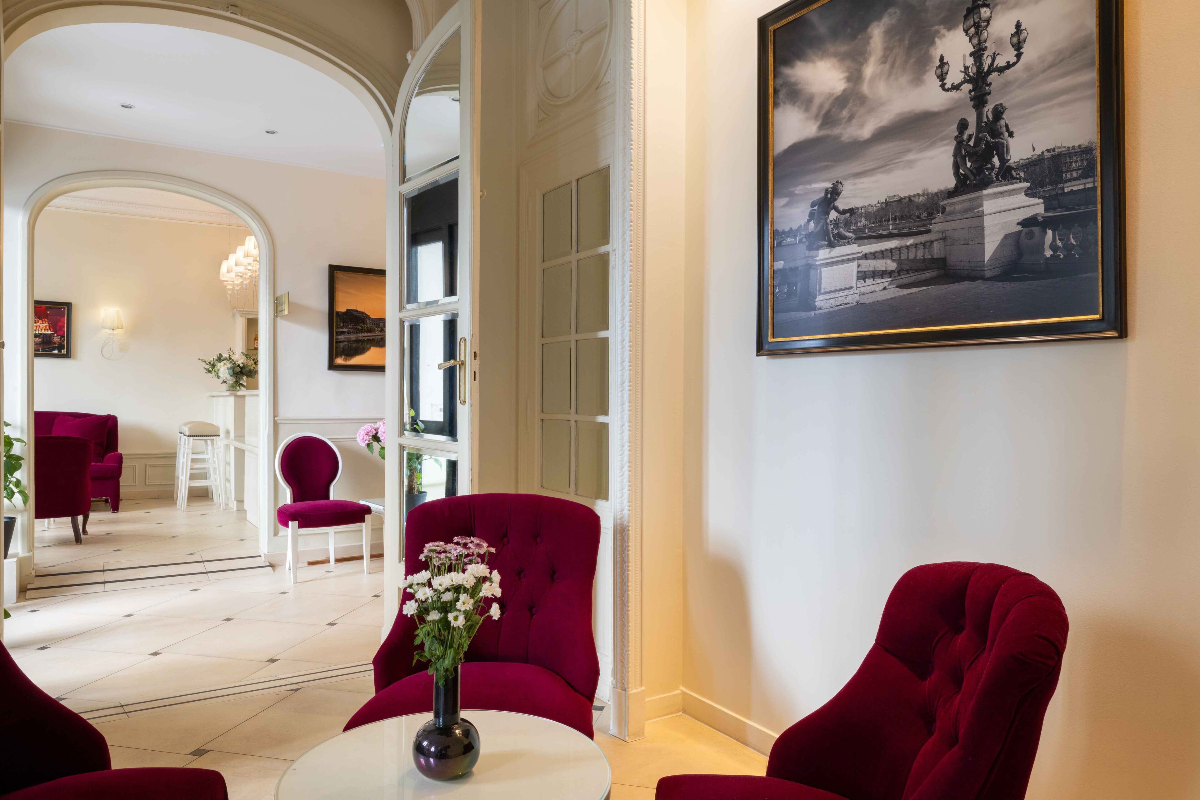 Photo - Queen Mary Opera