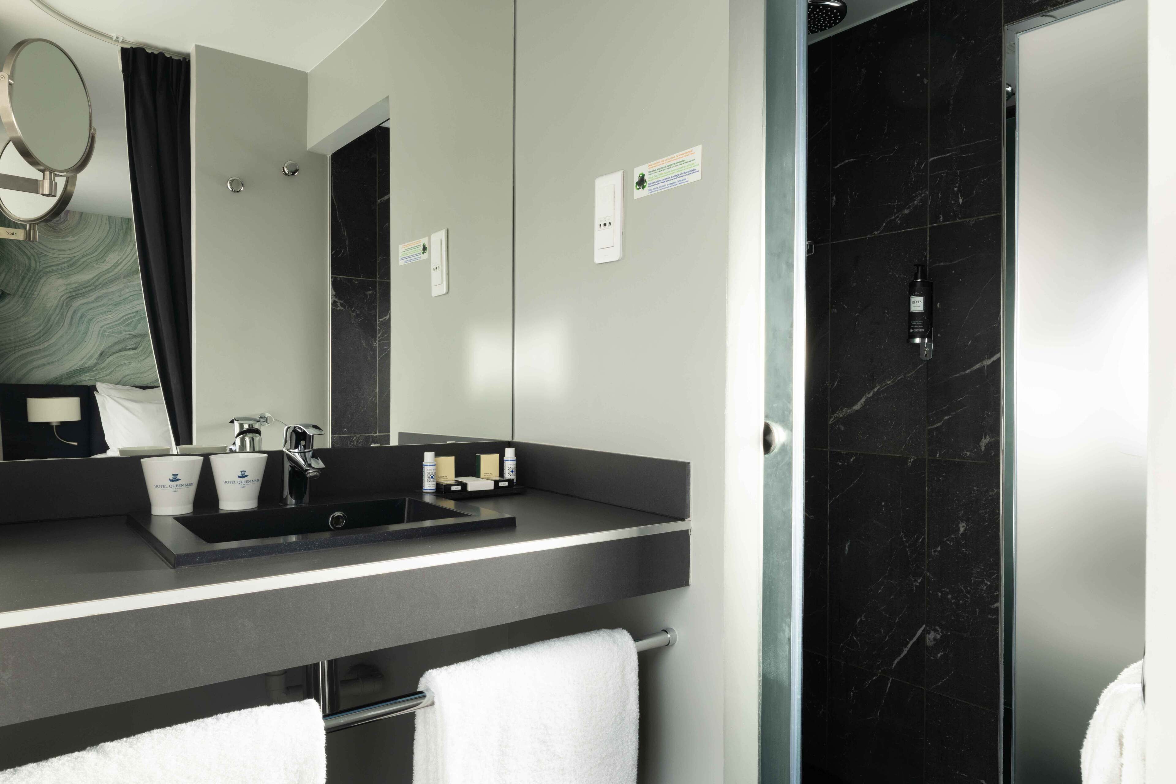 Photo - Queen Mary Opera