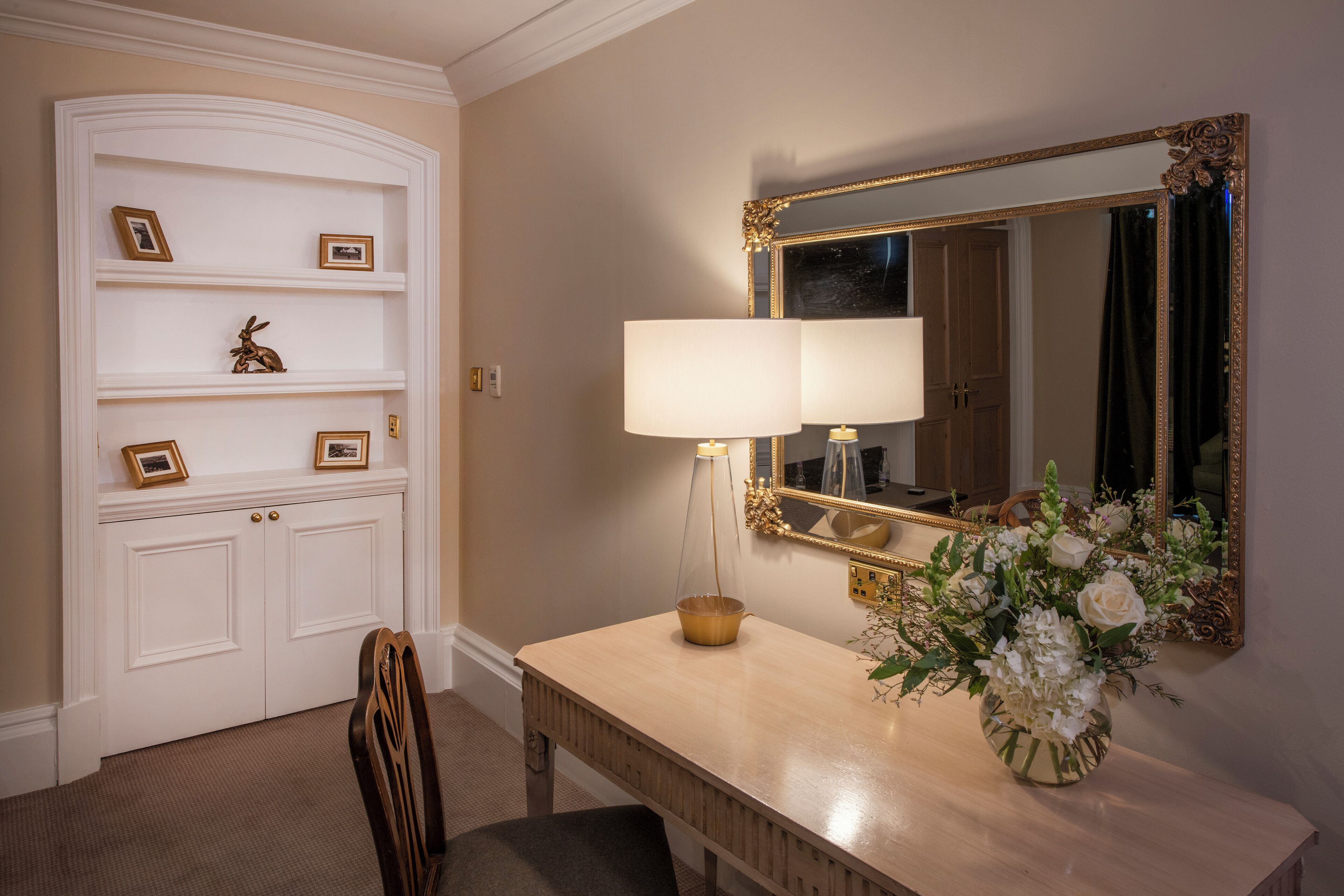 royal and ancient king suite | 1 bedroom, premium bedding, minibar, in-room safe