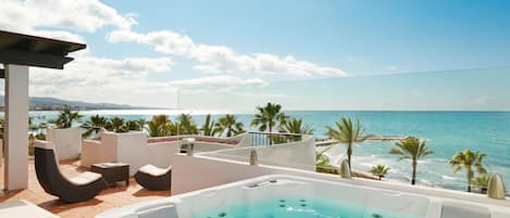 Suite royale, vue sur la plage (Royal) | Vue de la chambre