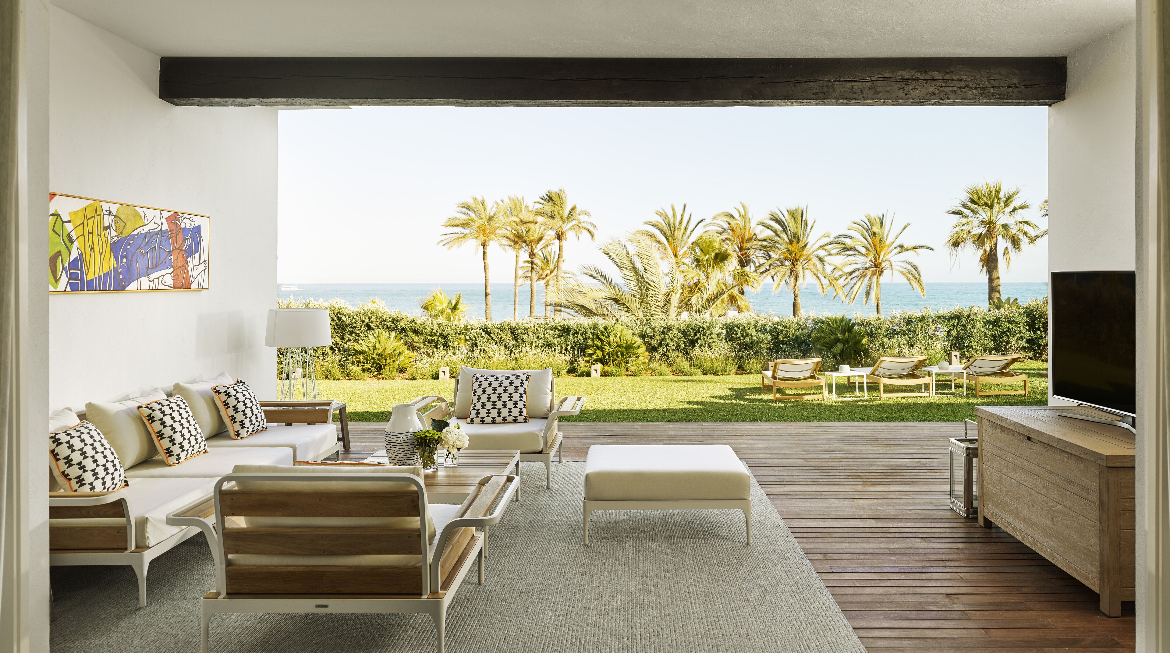 Vila, 4 kamar tidur, pemandangan pantai | Seprai premium, minibar, brankas, dan meja kerja